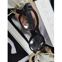 Review image from Very comfortable to wear and easy to use for capturing photos and videos.